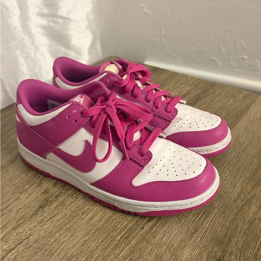Nike Pink and White Women's Sneakers